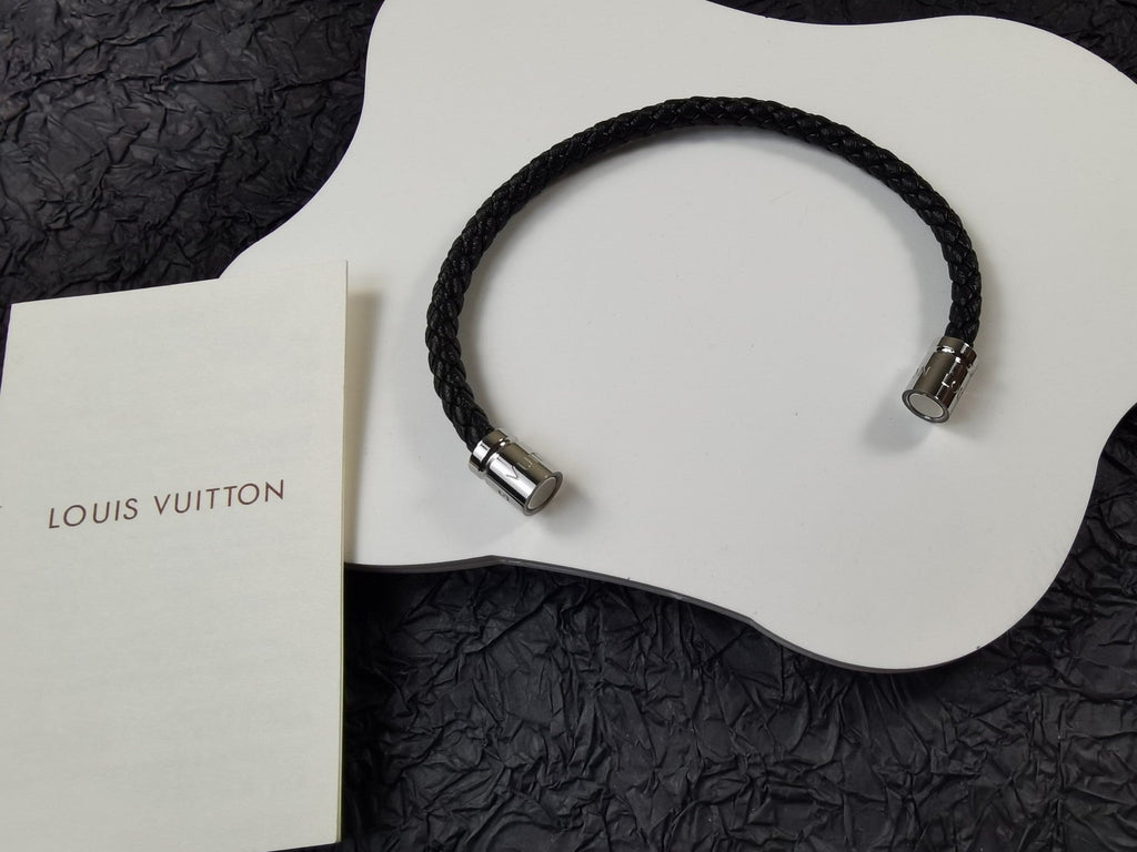 18K Louis Vuitton Keep It Bracelet