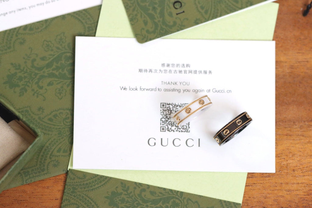 18K Double Gucci Interlocking Gucci Icon Black Corundum Ring