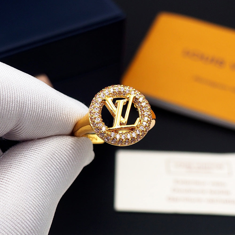 18K Louis Vuitton Louise Tresor Rings
