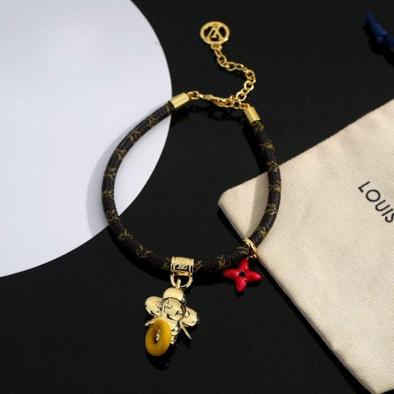 18K Louis Vuitton Cirle Bracelet