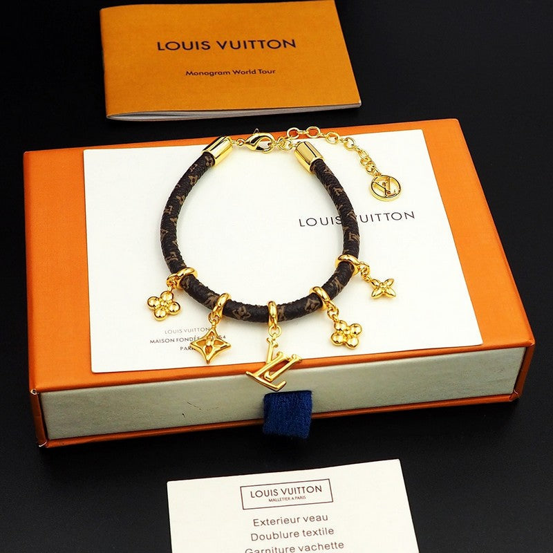 18K Louis Vuitton Blooming Bracelet