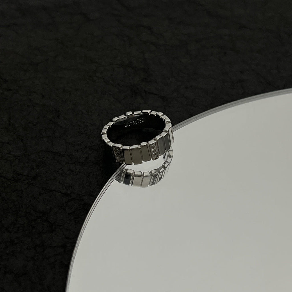 18K Dior Gem Diamond Ring