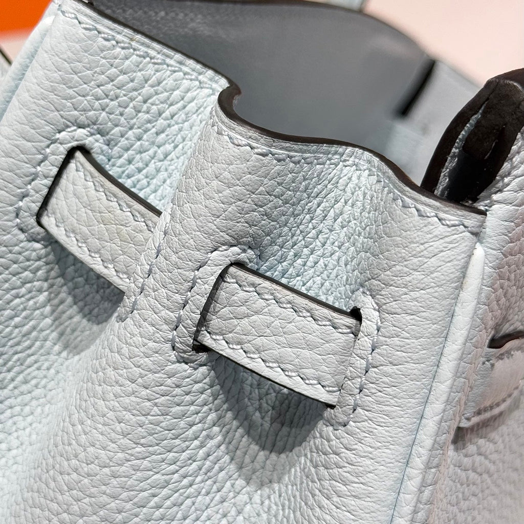 HERMES 25S MEDIUM BIRKIN 25 IN CLOUD BLUE CALFSKIN SILVER HARDWARE